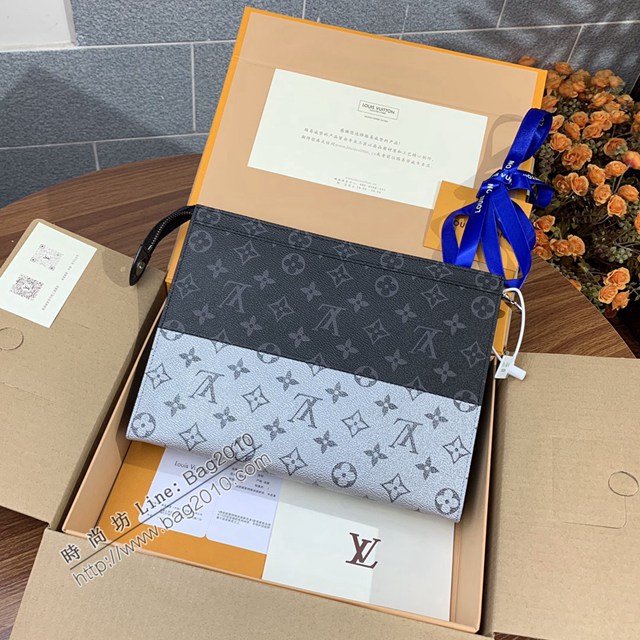 LV專櫃2023新款升級版男士手包 M63039 路易威登拼接白色絲印Pochette Voyage中號手袋 dn1036